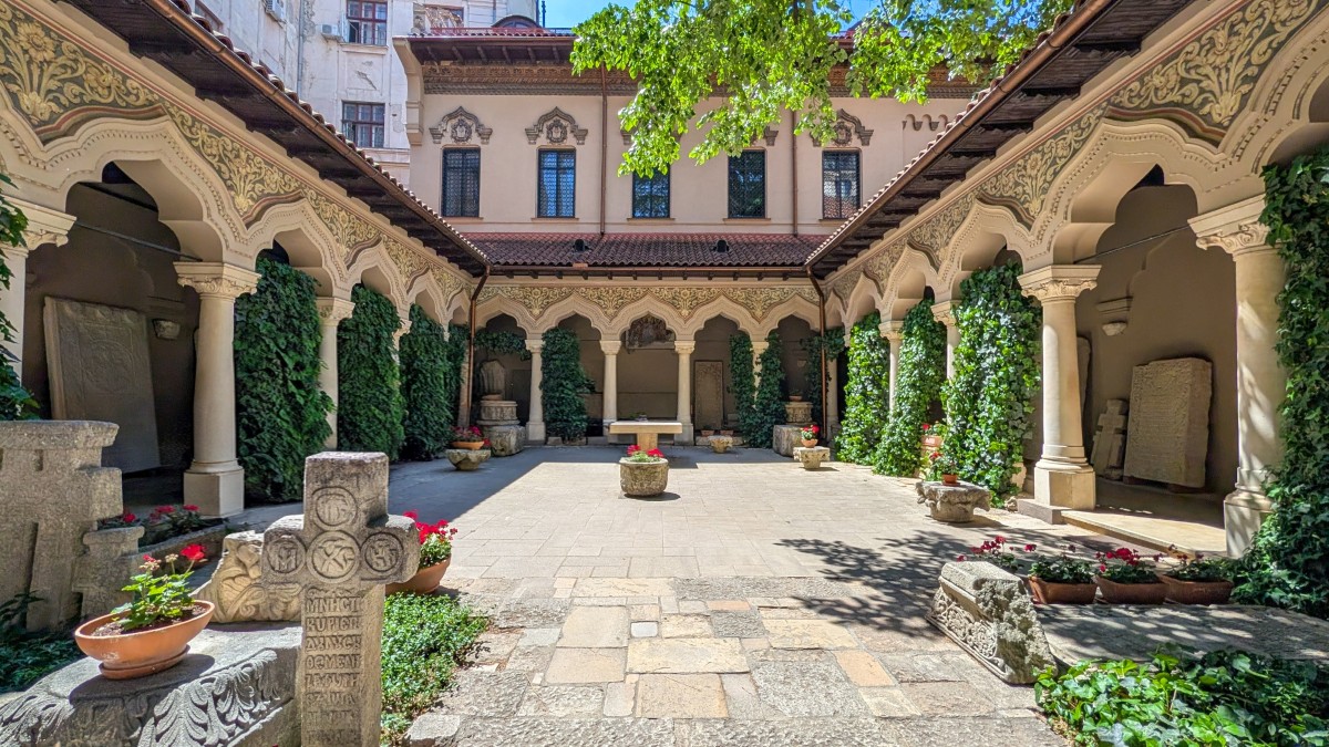 The Church of the "Stavropoleos" Monastery, Bucharest.