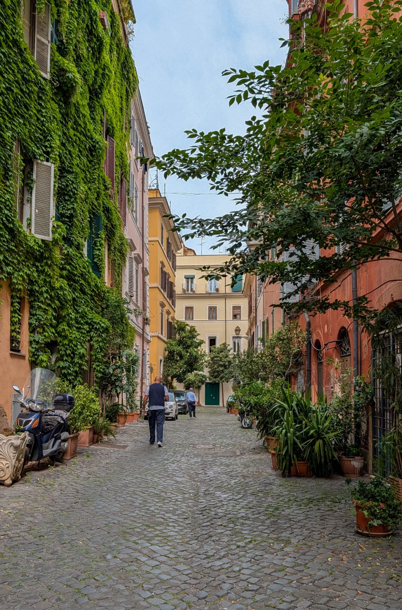 The narrow backstreets of Trastevere.